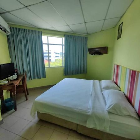 Century Hotel Inanam Kota Kinabalu Eksteriør bilde